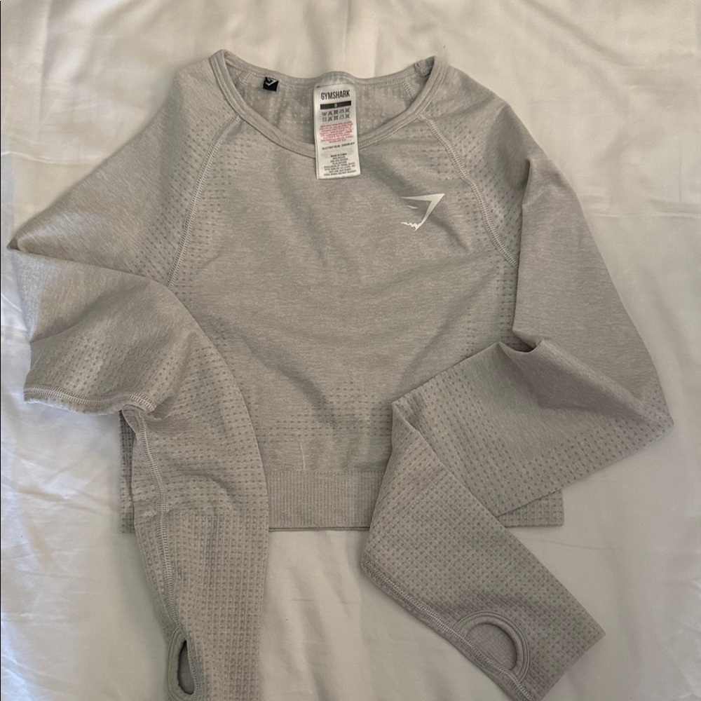 Gymshark Women's Light Gray Crew Neck Sweater